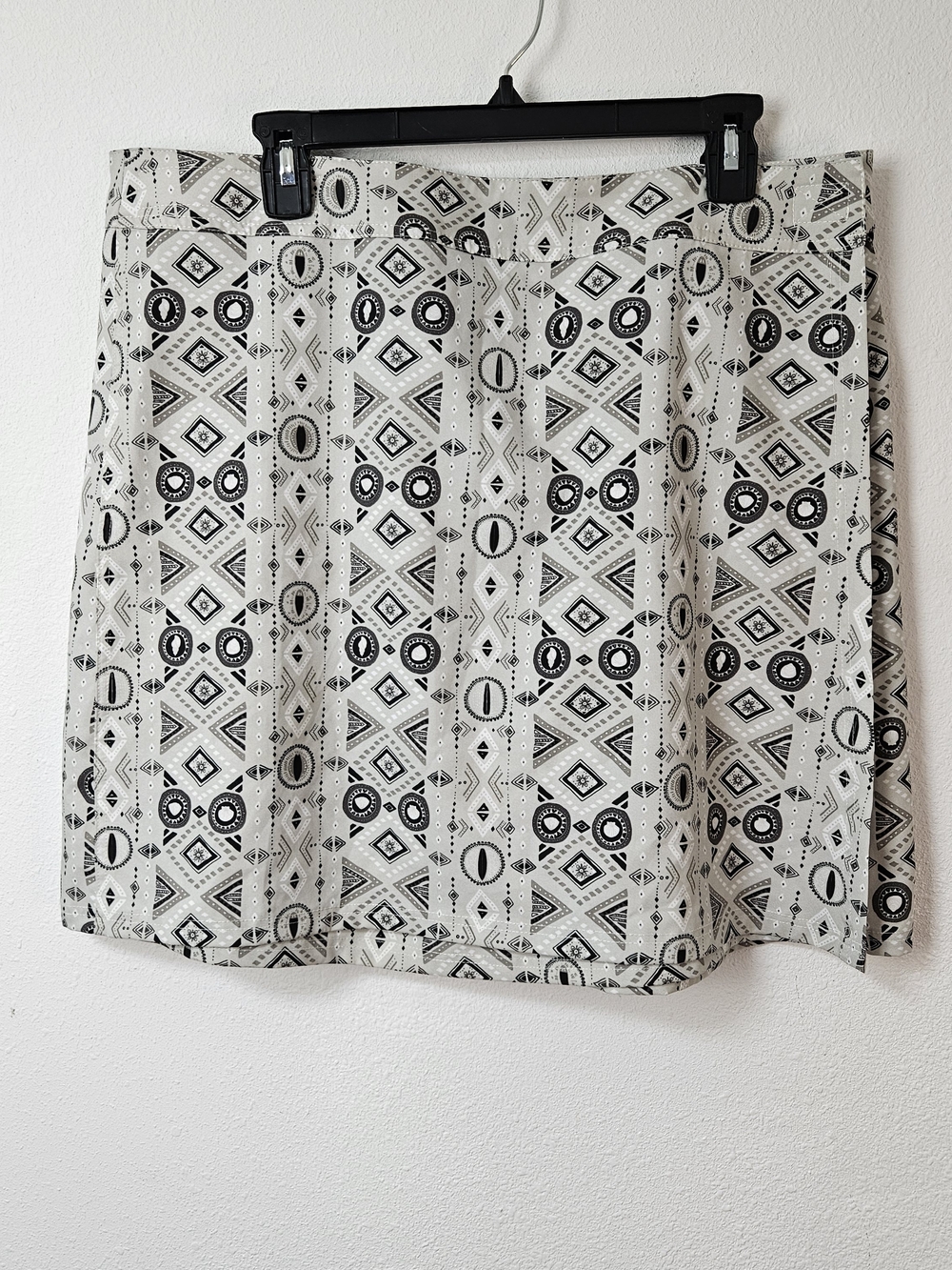 Rip skirt Hawaii Mini Wrap Skirt Women’s XL Gray White Adjustable Waist Pocket